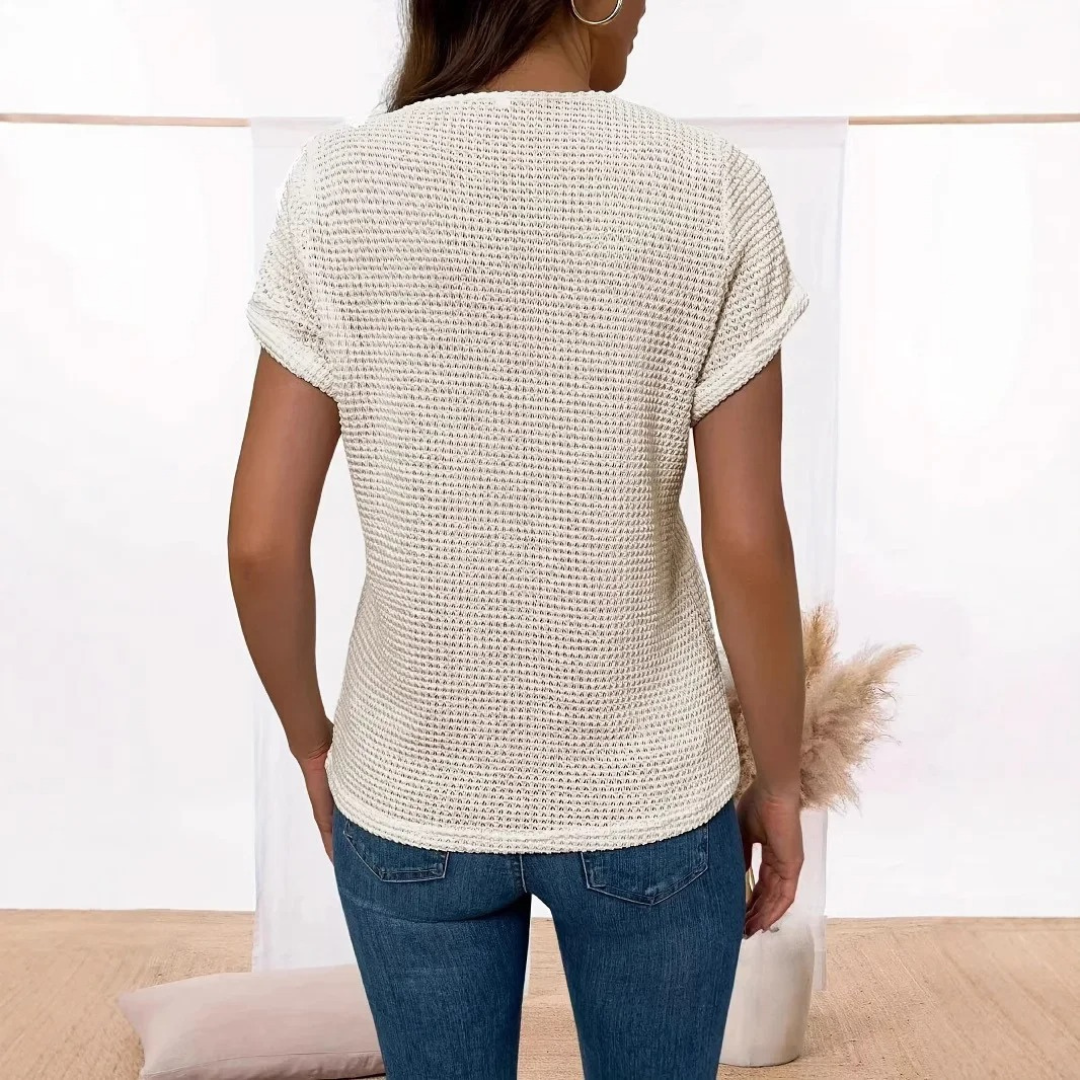 Alina - Lätt och stilren T-shirt